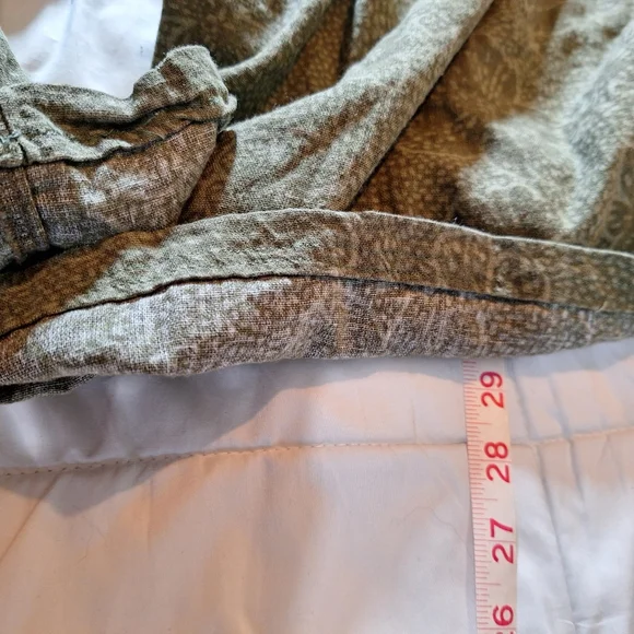 Maurices 2x Wide leg pants green/floral - Picture 6 of 6